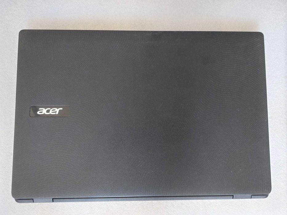 Acer Aspire 17" 8Gb SSD dla Emeryta