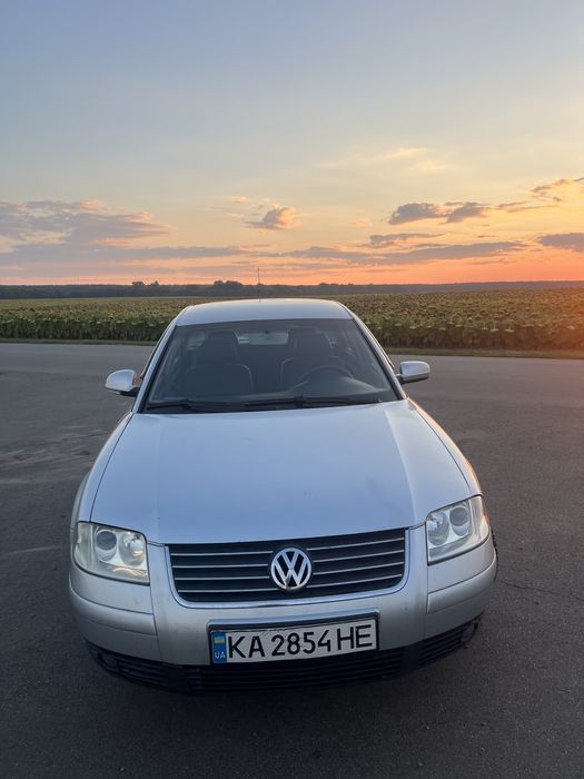 Volkswagen Passat 2001 VIN WVWZZZ3BZ2P240833 фото оголошення 2 з 24