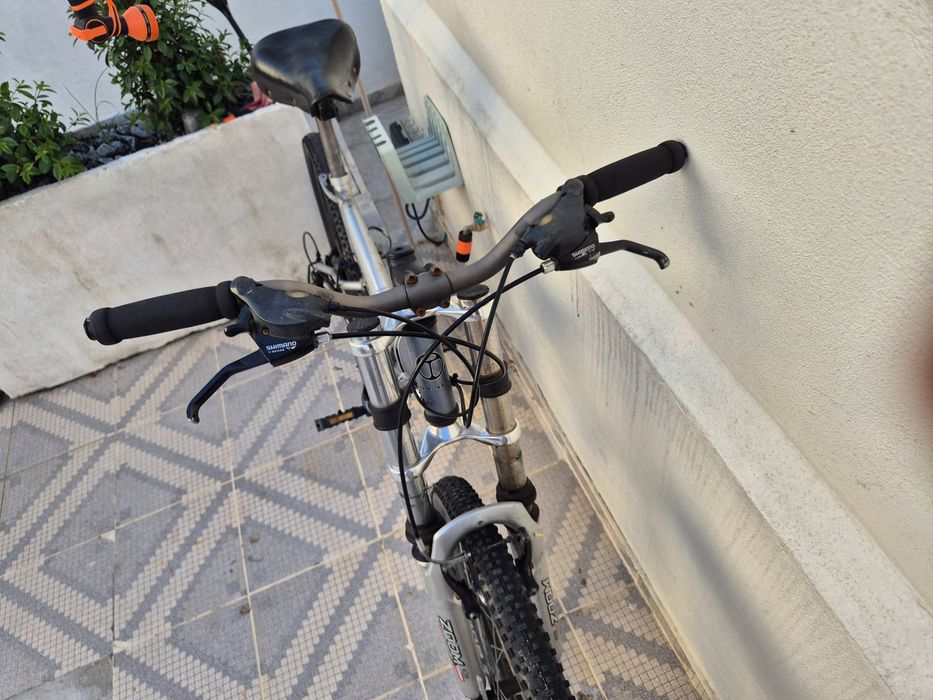 Bicicleta em otimo estado