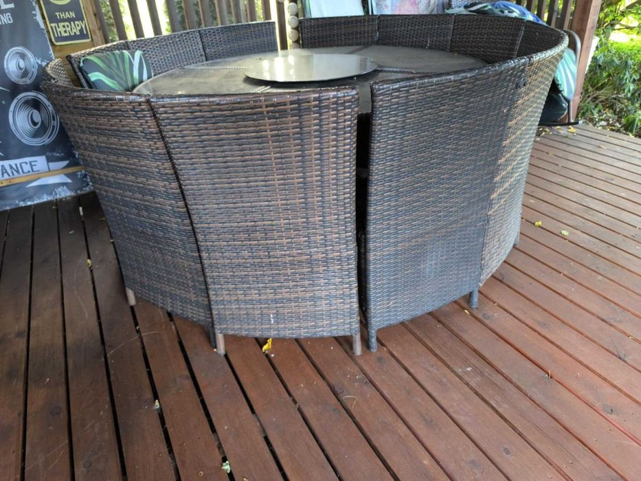 zestaw mebli ogrodowych