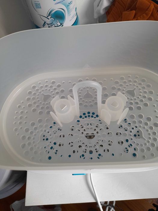 Esterilizador de biberões avent