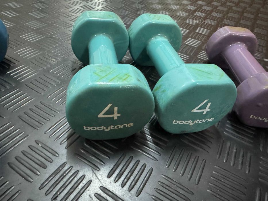Conjunto de Halteres Neoprene Fitness  – Pares de 3kg, 4kg e 5kg