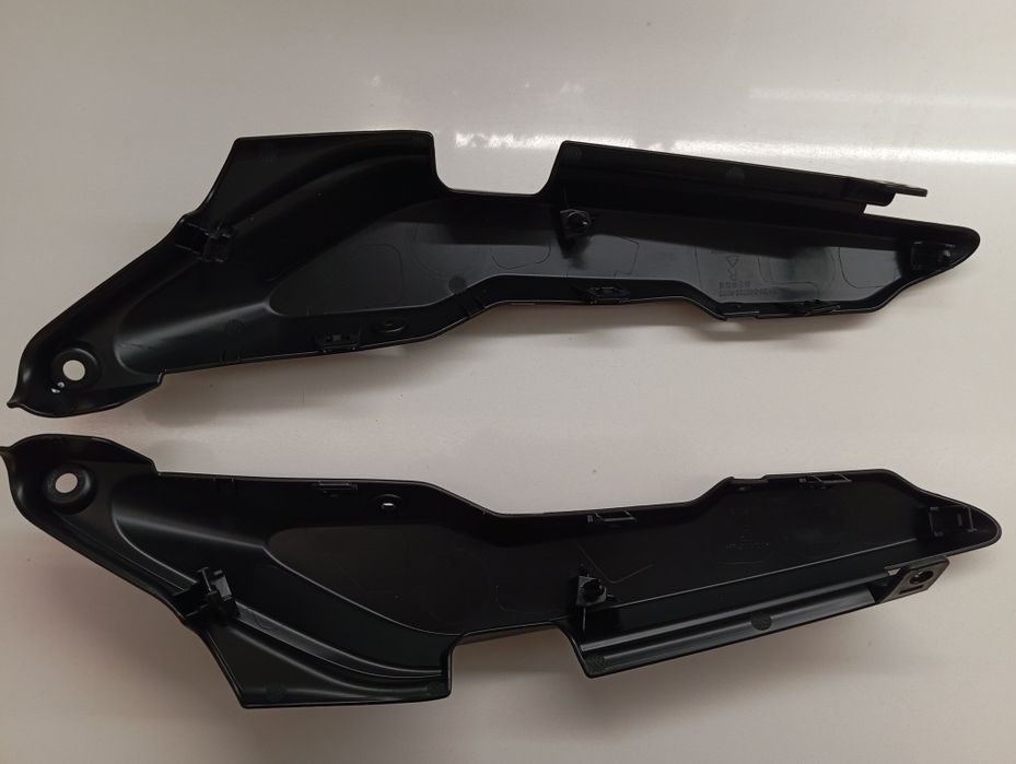 Tampas laterais traseiras CF Moto 450 MT
