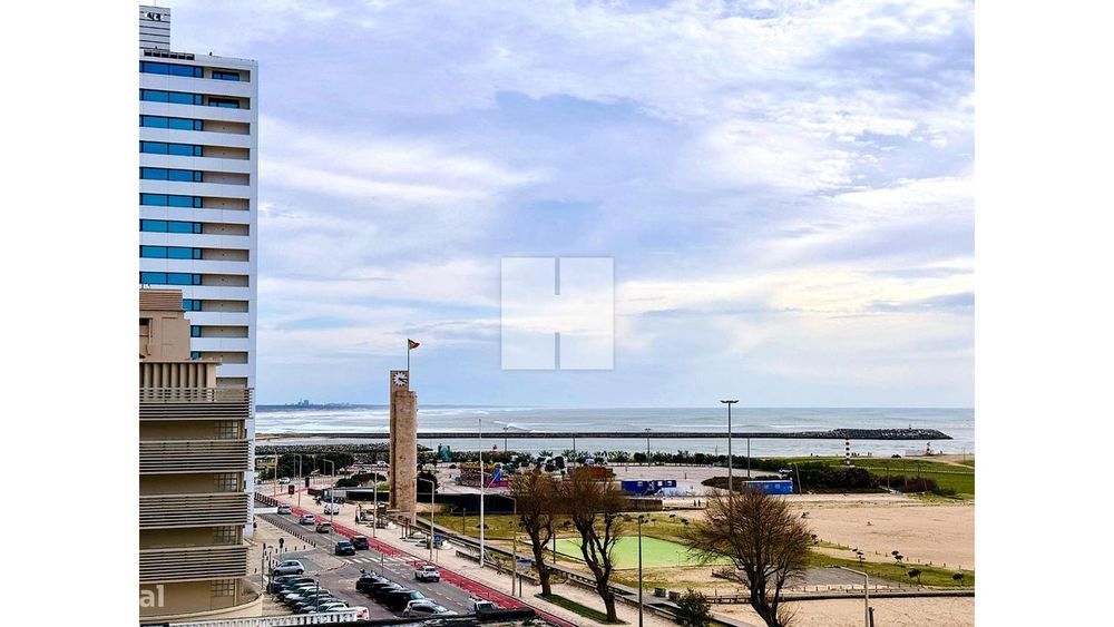 Apartamento T2 na 1ª linha de mar — Buarcos, Coimbra