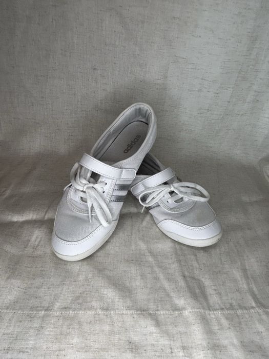Trampki Adidas Diona 37 białe