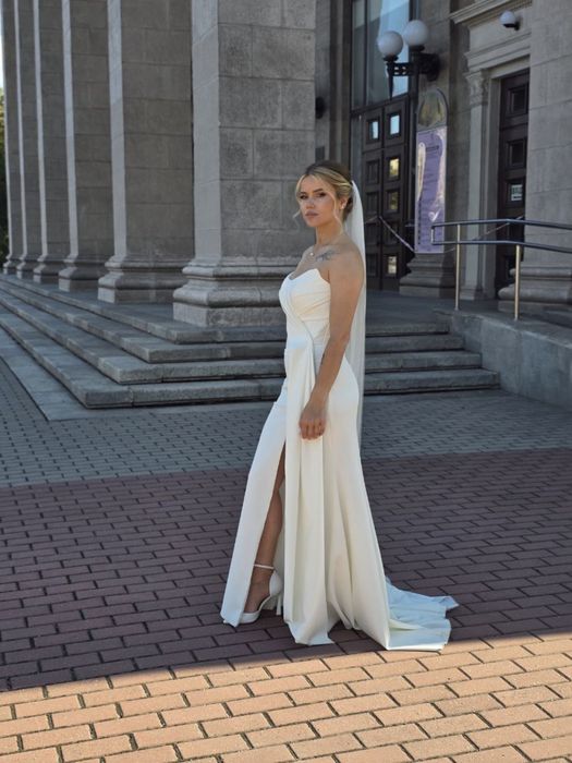 Продам весільну сукню після хімчистки