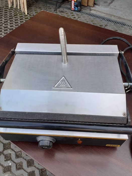 Gril elektryczny Gredil