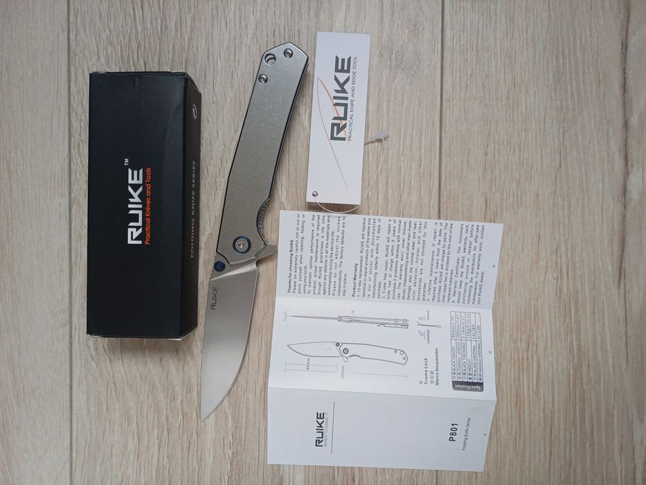 Ніж складний Ruike.