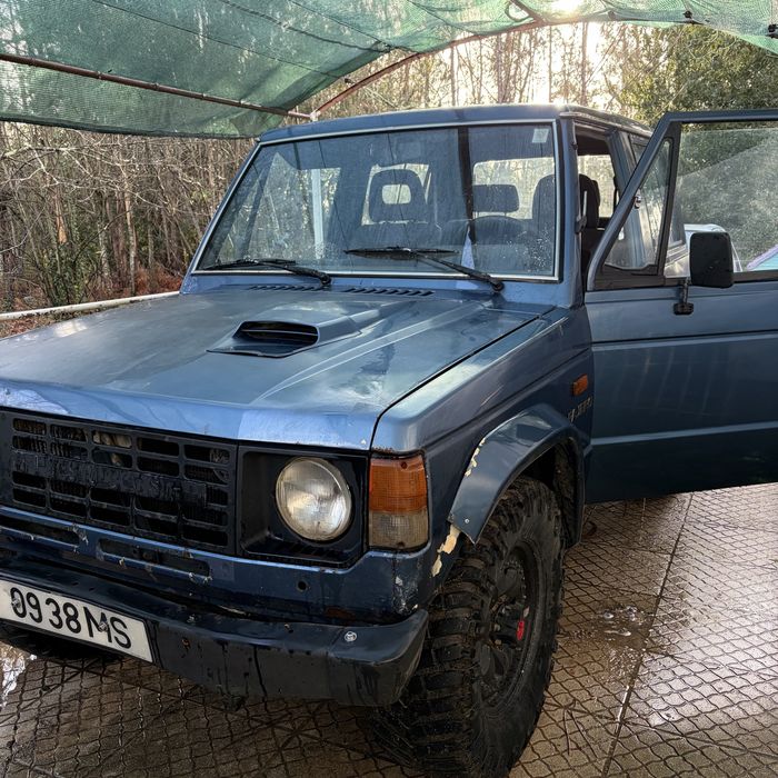 Mitsubishi pajero mk1