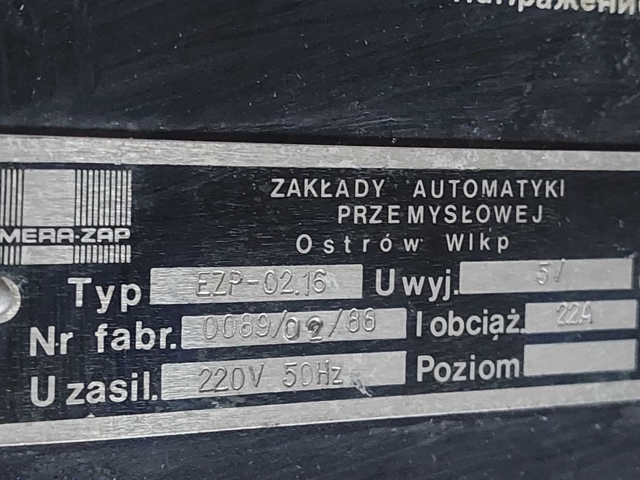 Cтабилиризованный блок питания EZP-02-16, EZS-12-01