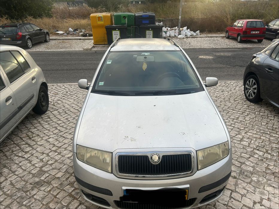 Skoda Fábia 1.2 — photo 2