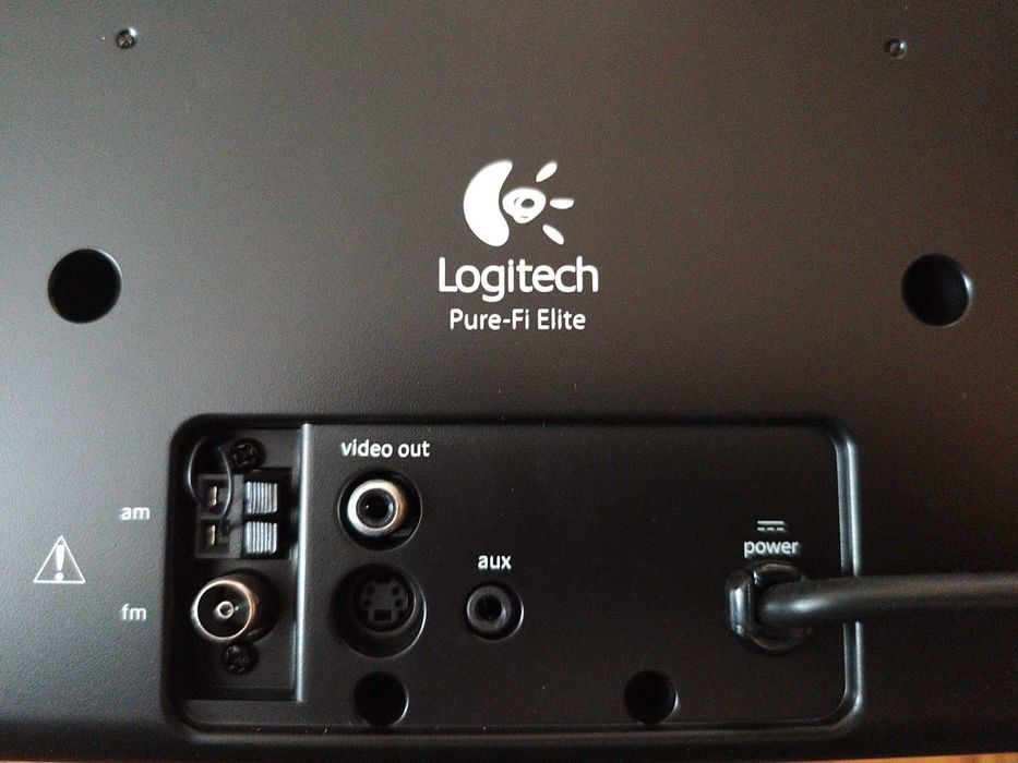 Logitech Pure-Fi Elite Stereo System / DocStacja do Ipod