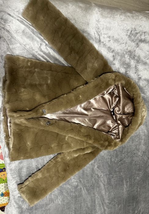 Шубка з штучного хутра під натуральну