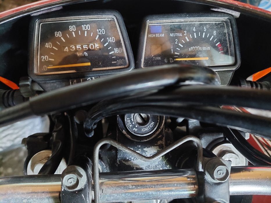 Yamaha XT 600 E, muito bom estado/ vídeo