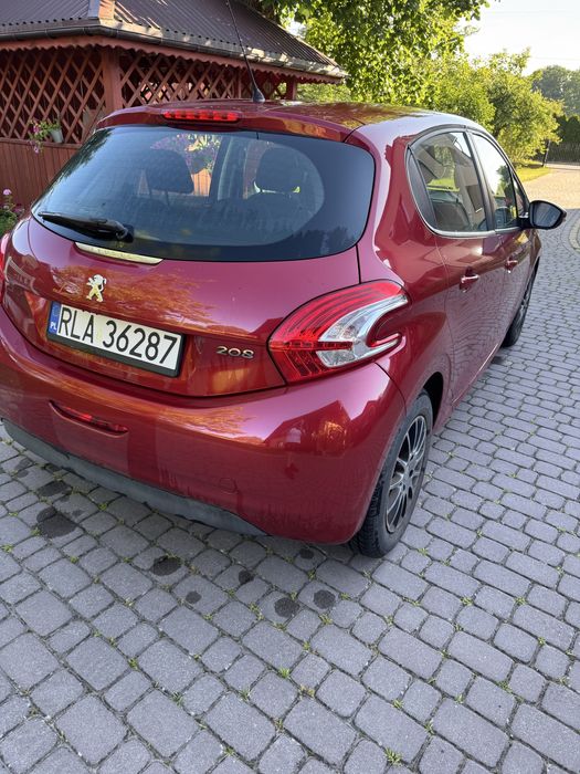 Peugeot 208 1.4 VTi 2012