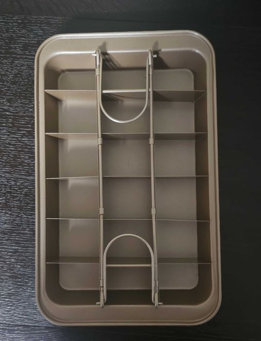 Forma bolos com divisórias