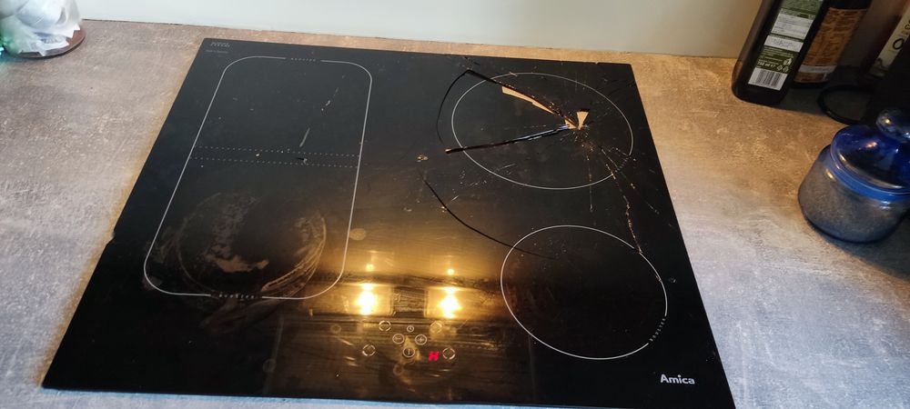 Sprzedam elektronikę z płyty indukcyjnej Amica