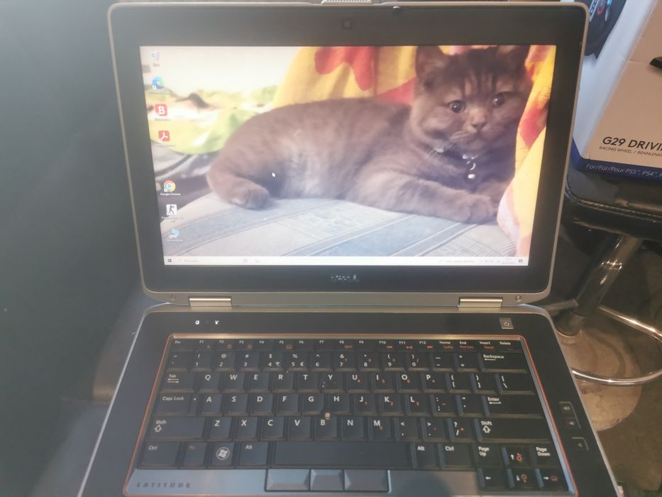 Laptop dell.     .