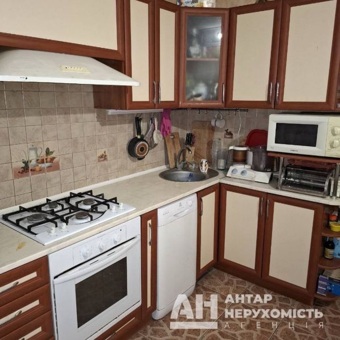 Продається 3-к квартира в Кропивницькому , р-н Пʼять пʼять (Гагаріна).
