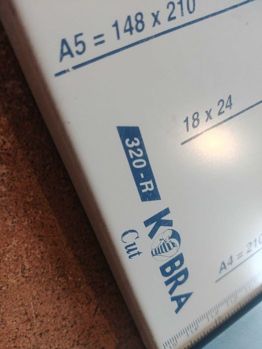 Gilotyna Kobra Cut 320 -R, made in Italy