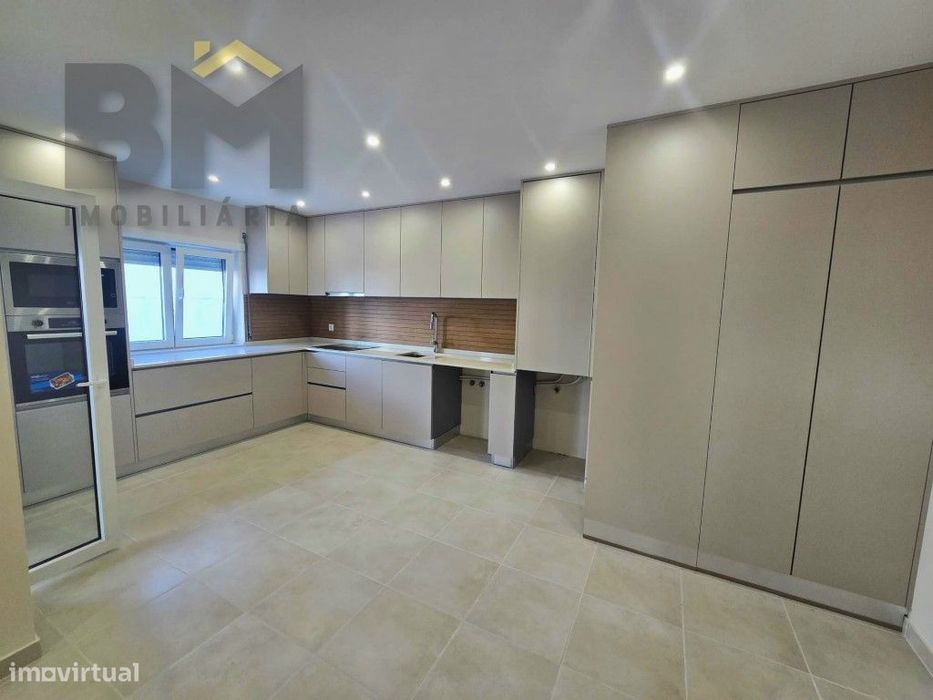 Apartamento T3 com terraço - Castelo Branco