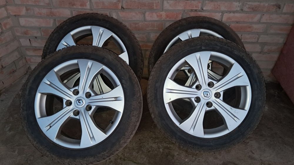 Продам колеса Renault Megane Scenic 17' 205/55