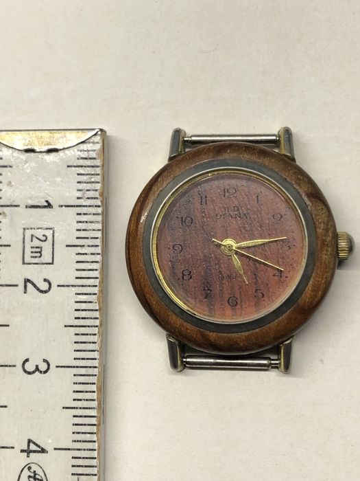 Часы: винтаж начала 90-х: DIANA J.D (Japan).Редкость-деревяный корпус!
