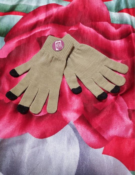 Новые перчатки вязаные с цесорными пальцами