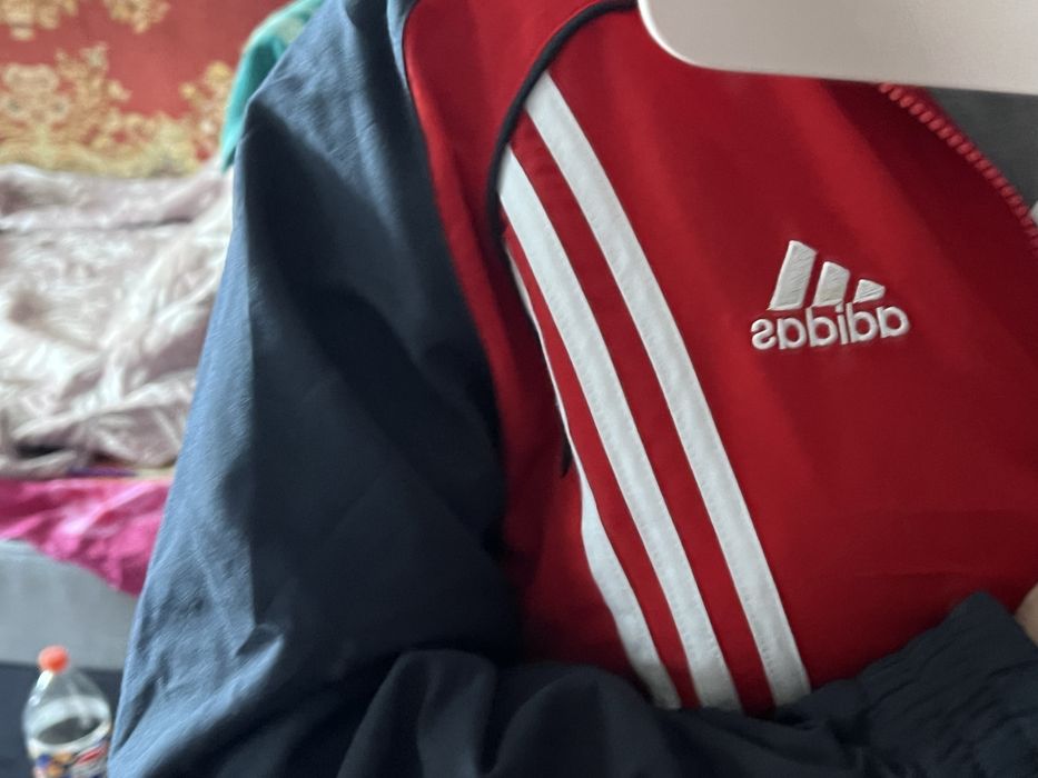 adidas вітровка оригінал