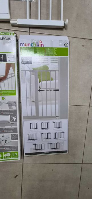 Grade / Barreira de segurança / protecção de crianças das escades ou portas e extensão