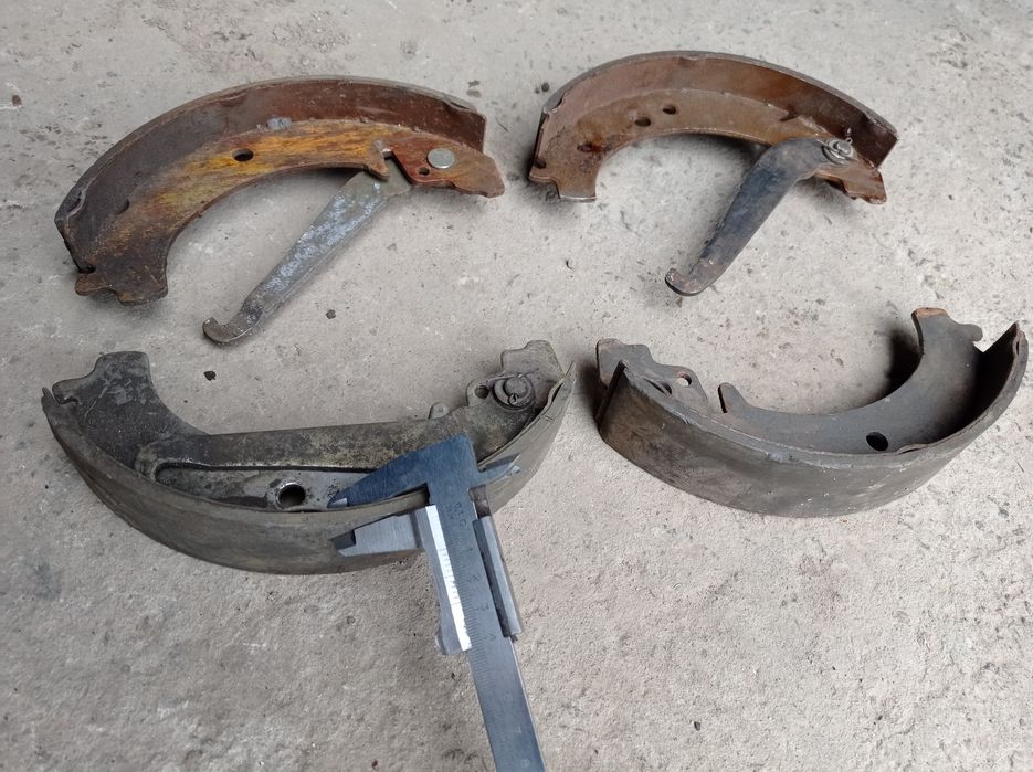 Гальмівні колодки ВАЗ жигуль