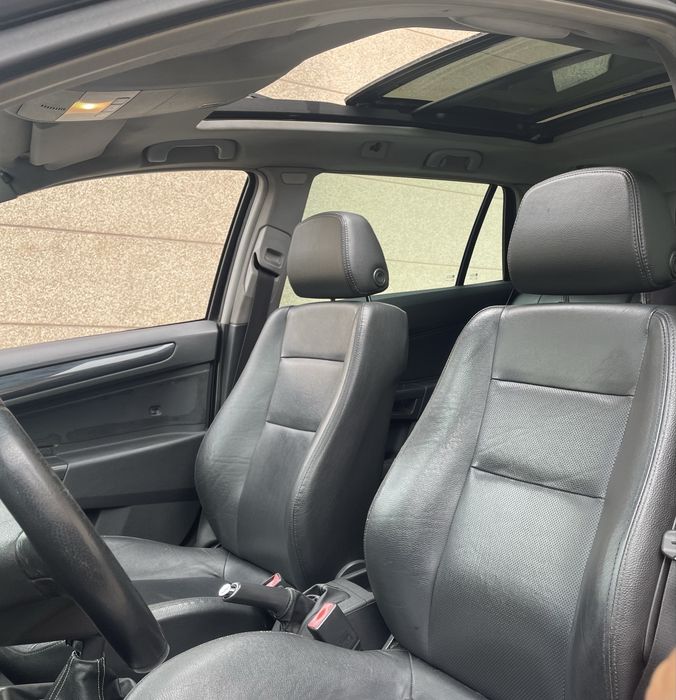 Opel Astra 1.9 CDTI 150cv 6V Teto Panoramico NOVA