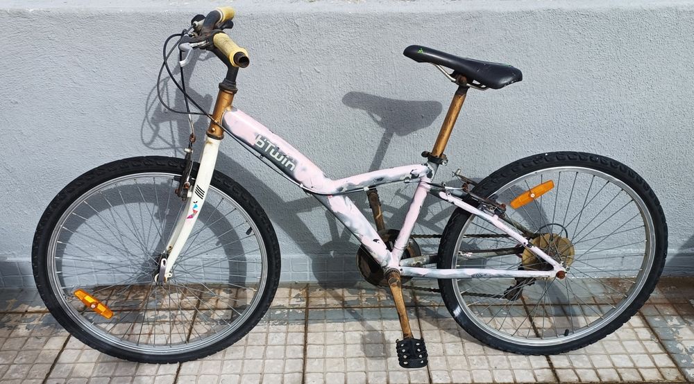 2 Bicicletas Montanha B-Twin para restauro