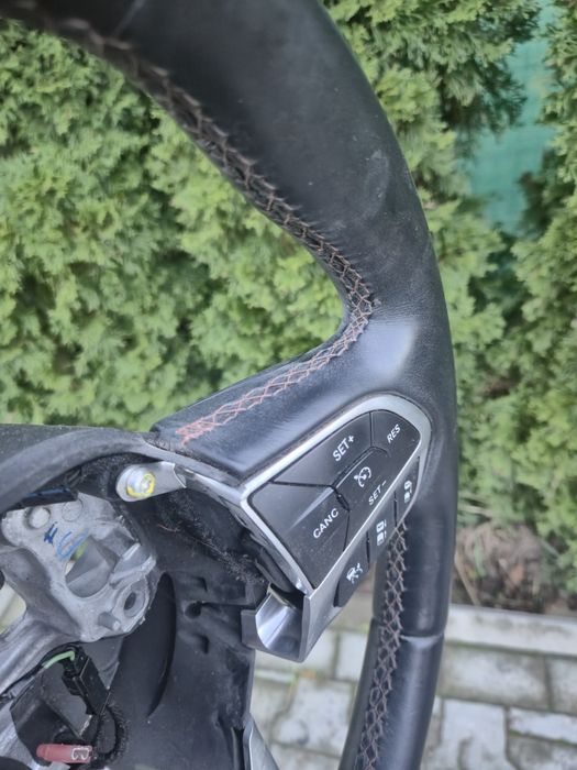 Kierownica chrysler pacifica 17-24r