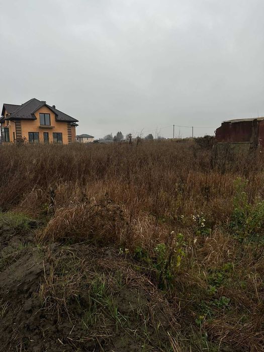 Продам земельну ділянку під забудову в Бохониках 5330