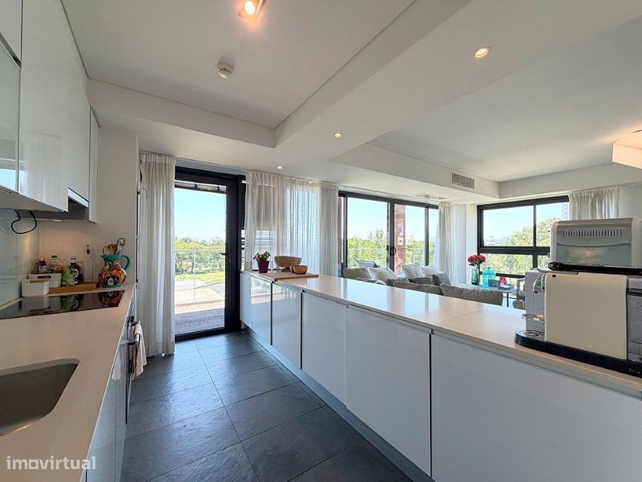 Penthouse Premium T1+2 em Tróia Vista Jardim e Mar Varanda Exclusiv...