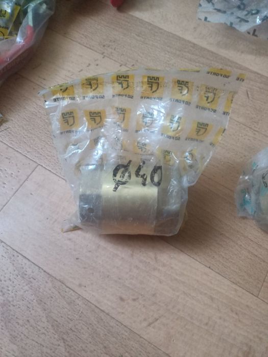 Краны шаровые новые 11/2"и11/4"клапана ,американки