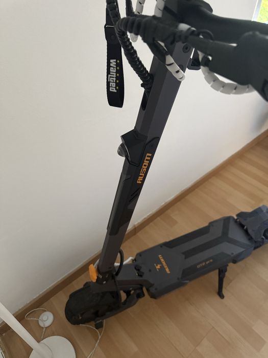Trotinete Dt 2 pro ausom com pneu suplente a mais