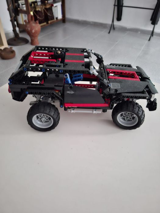 Lego Technic 8081 Extreme Cruiser