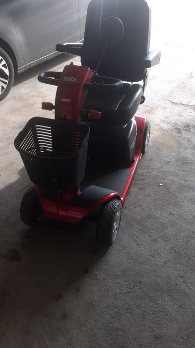 Baixa de preço. Cadeira de rodas. Scooter para mobilidade reduzida