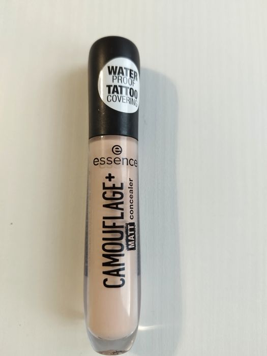 Korektor essence 10 light rose