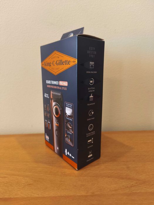 Aparador Barba Pro Max com 3 Pentes Gillette NOVO SELADO
