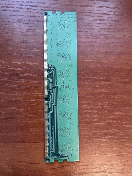 Оперативная память Hynix 4 GB DDR3 1600