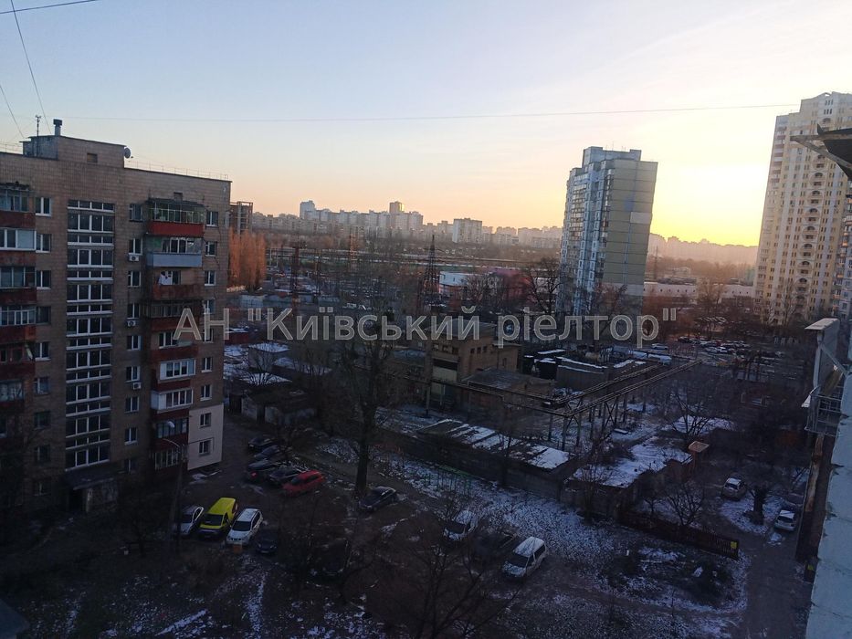 Оренда сучасної 1 к. квартири біля Дарницького вокзалу!