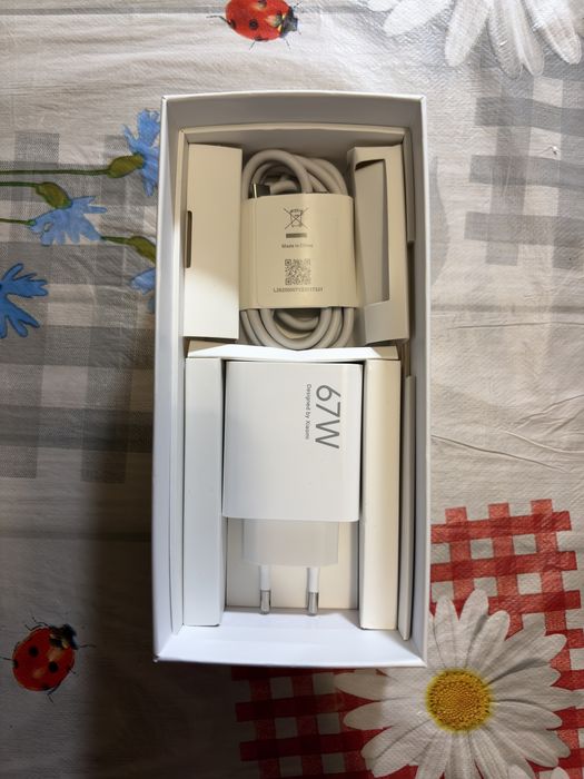 Xiaomi 12 lite.