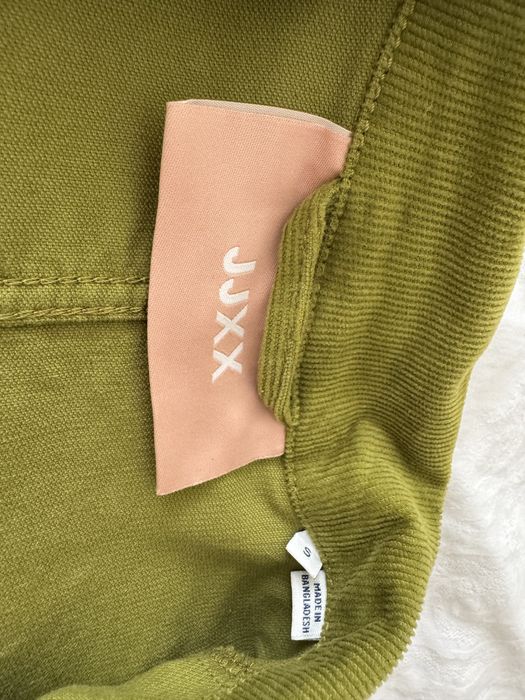 Куртка зелена жіноча S