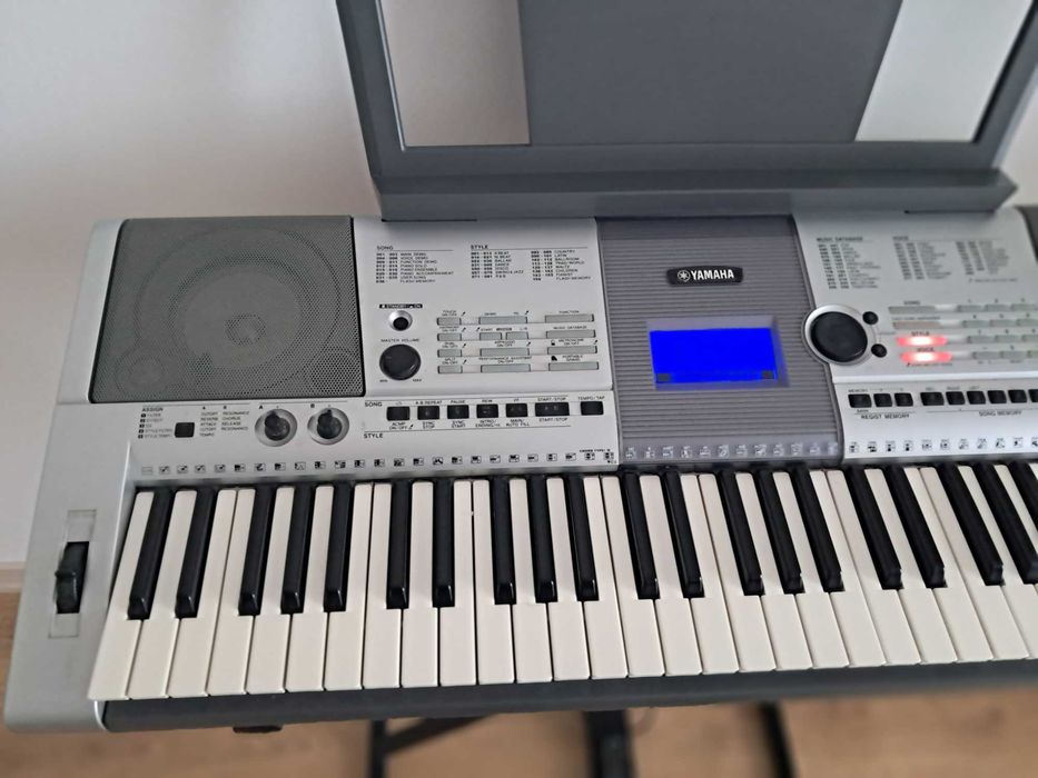 yamaha psr e403 - Купить музыкальные инструменты - Цена на OLX.ua