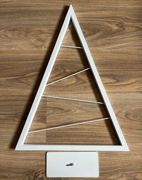 Choinka metalowa biała – świąteczna dekoracja do domu 62,5 cm