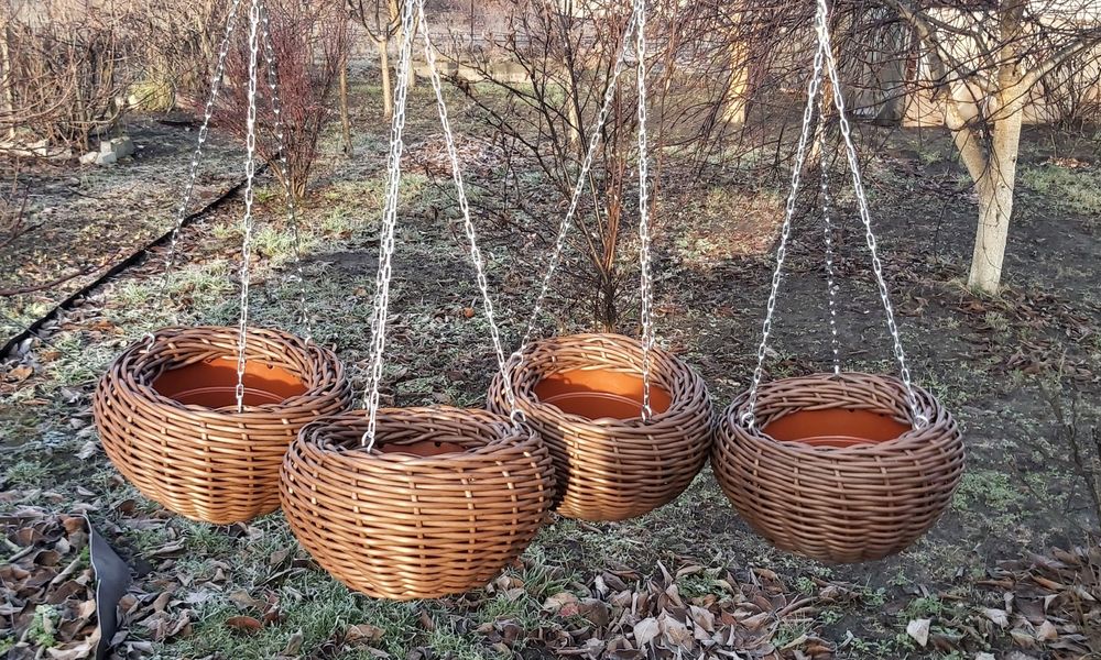 Кашпо з ротангу  ручної роботи