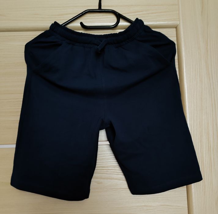 Продам шорты на мальчика.